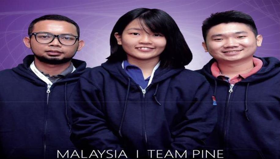 PINE.'s team photo