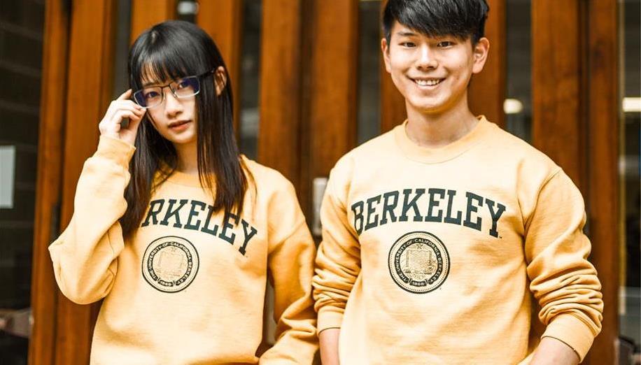 TuringCerts のチームの写真